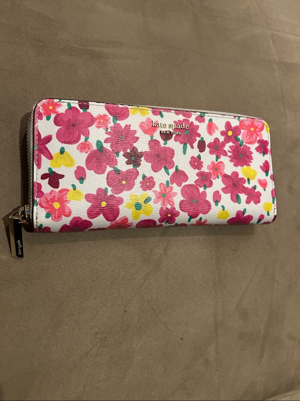 EUC Kate Spade Floral Slim Continental Wallet - Picture 2 of 5